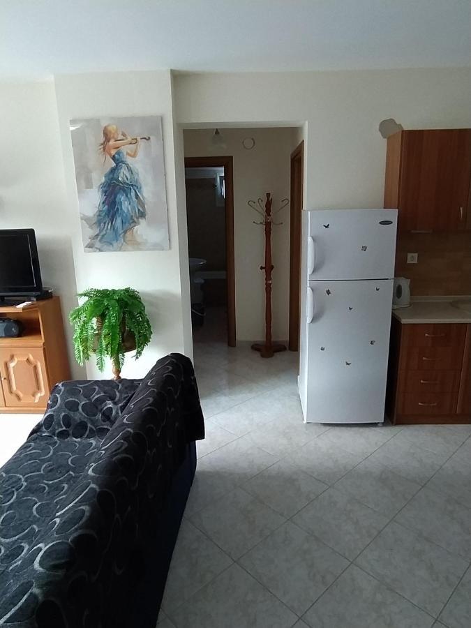 Διαμέρισμα Στην Πόλη Metamorfosi Esterno foto