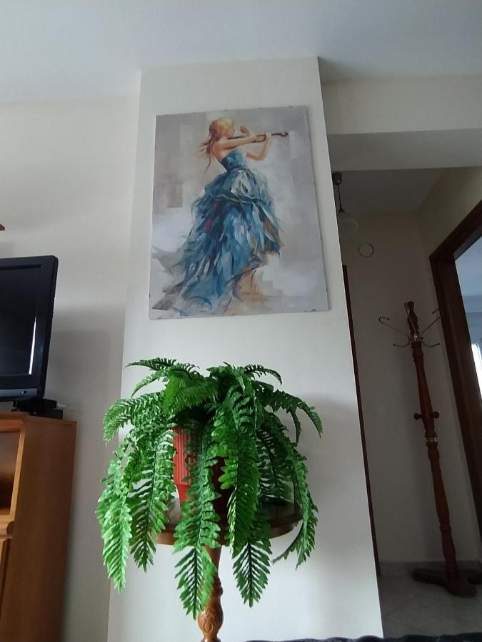 Διαμέρισμα Στην Πόλη Metamorfosi Esterno foto